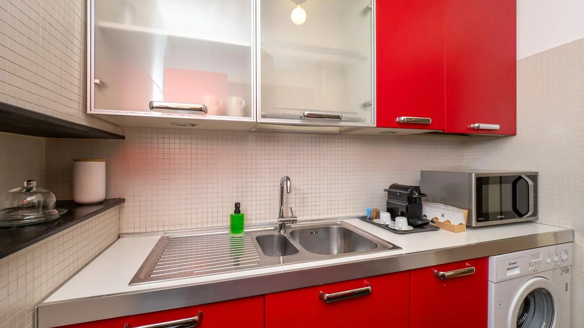 Apartment Keys Of Italy - Xxv Aprile 9 Dazzling 2 Room Apt Milan