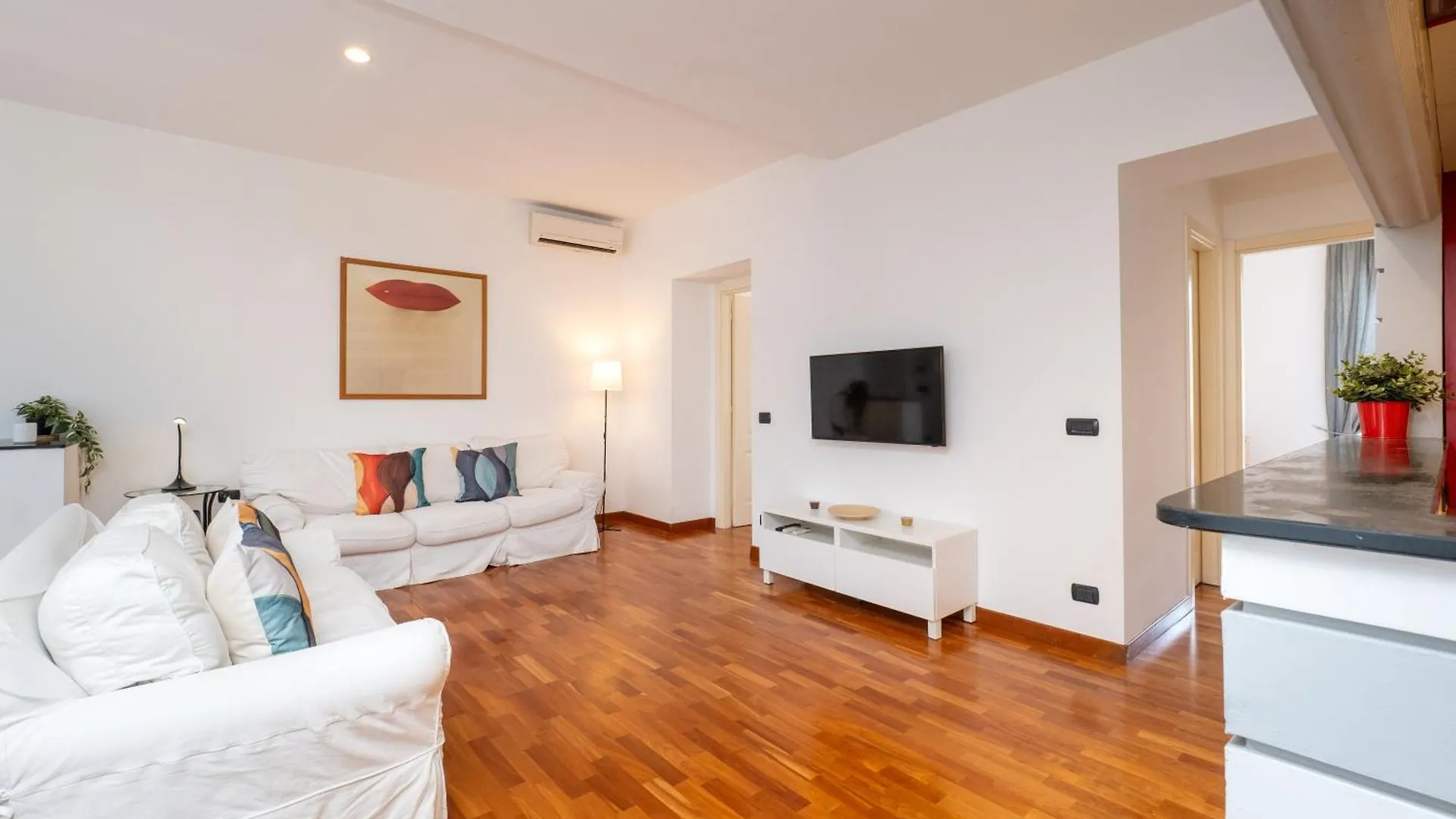 Keys Of Italy - Xxv Aprile 9 Dazzling 2 Room Apt Milan Apartment