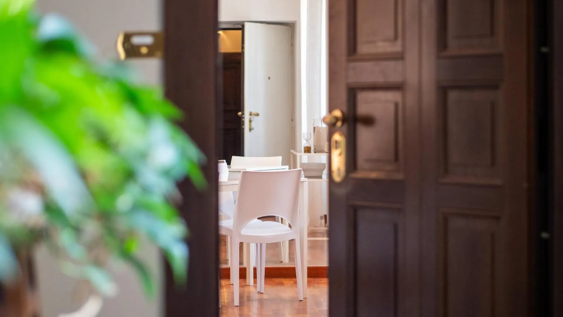 Apartment Keys Of Italy - Xxv Aprile 9 Dazzling 2 Room Apt Milan Italy
